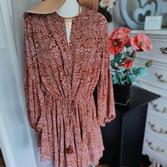 Aakaa Dresses & Skirts - NWT Aakaa BOHO Chic, Haute Hippies,